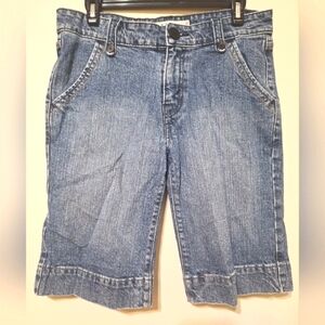 Y2K Levi's Strauss signature women's size 8 Mid-Rise 12" Bermuda shorts